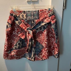 Patterned Flowy shorts